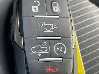 2020 RAM 1500 Limited Crew Cab 4x4 5'7" Box