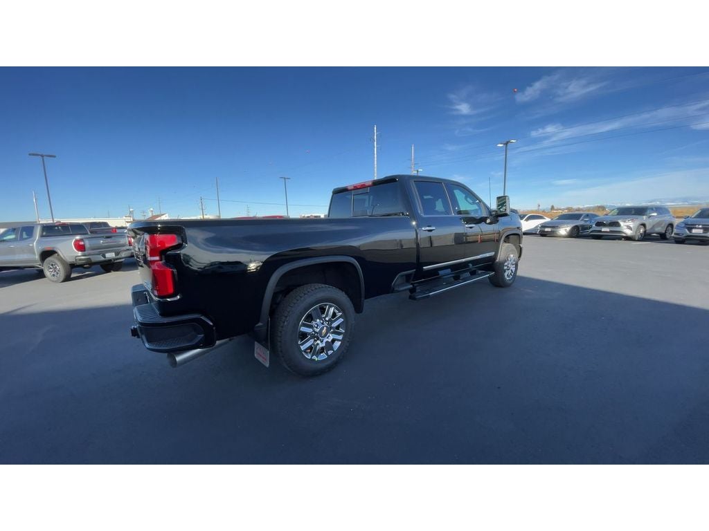 2026 Chevrolet Silverado 3500 HD High Country
