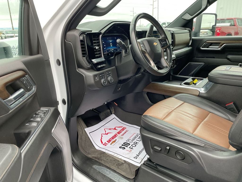 2024 Chevrolet Silverado 3500 HD High Country