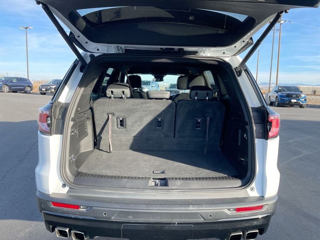 2024 GMC Acadia AT4