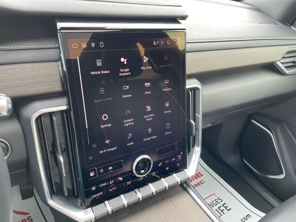 2024 GMC Acadia Denali