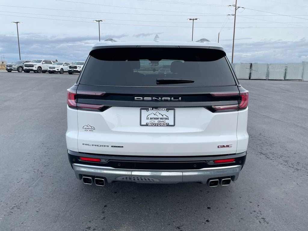 2024 GMC Acadia Denali