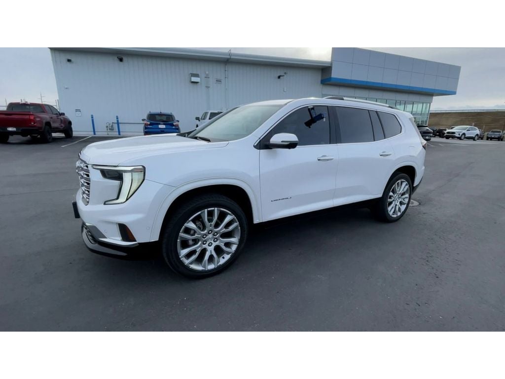 2024 GMC Acadia Denali