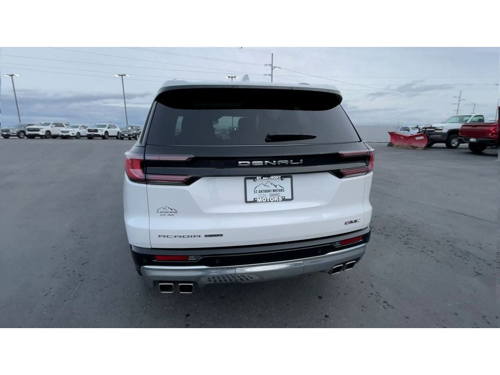 2024 GMC Acadia Denali