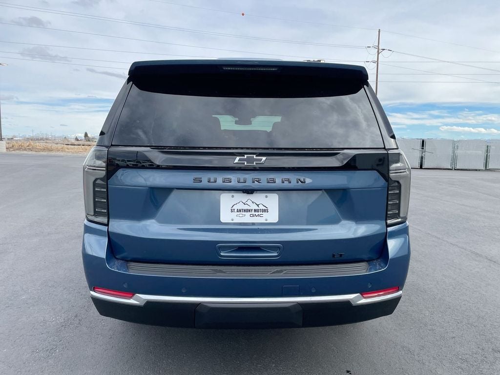 2026 Chevrolet Suburban LT