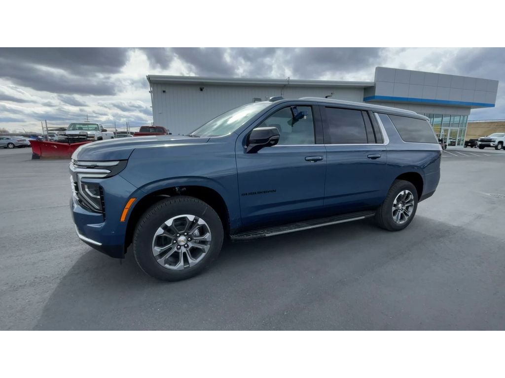 2026 Chevrolet Suburban LT