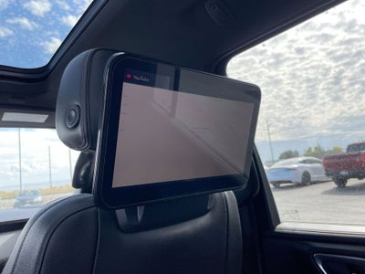 2022 Chevrolet Suburban RST