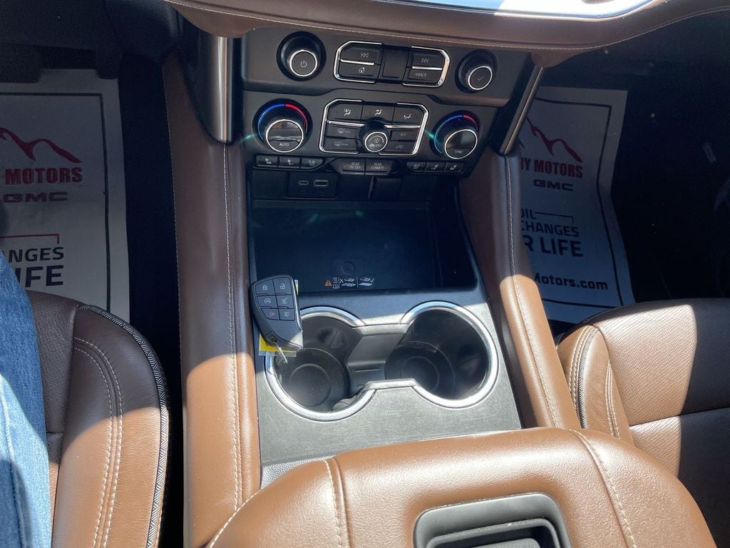 2023 Chevrolet Suburban High Country