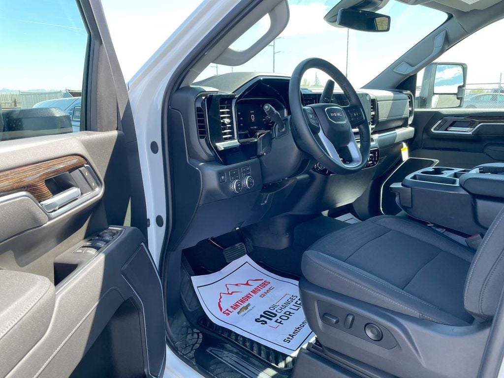 2026 GMC Sierra 3500 HD SLE