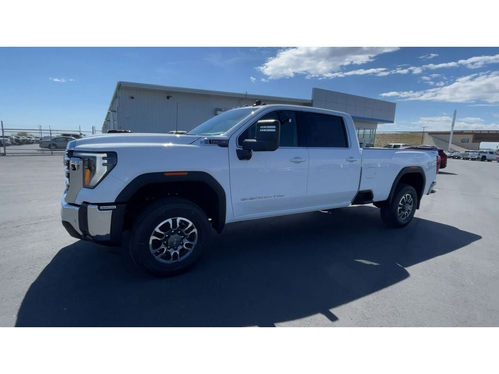 2026 GMC Sierra 3500 HD SLE