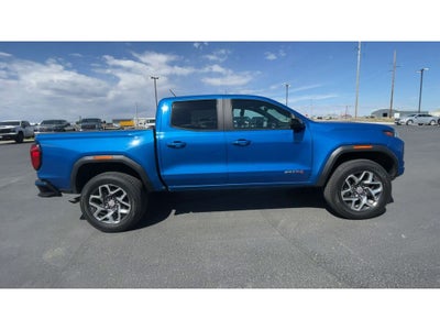 2023 GMC Canyon AT4