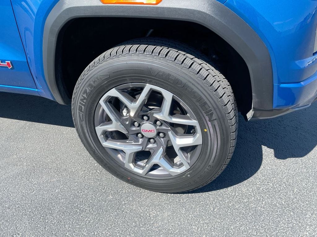2023 GMC Canyon AT4