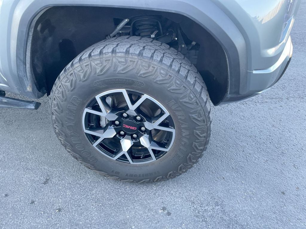 2024 GMC Canyon AT4X