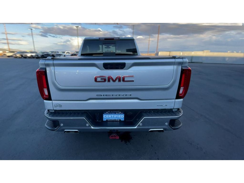 2021 GMC Sierra 1500 SLT