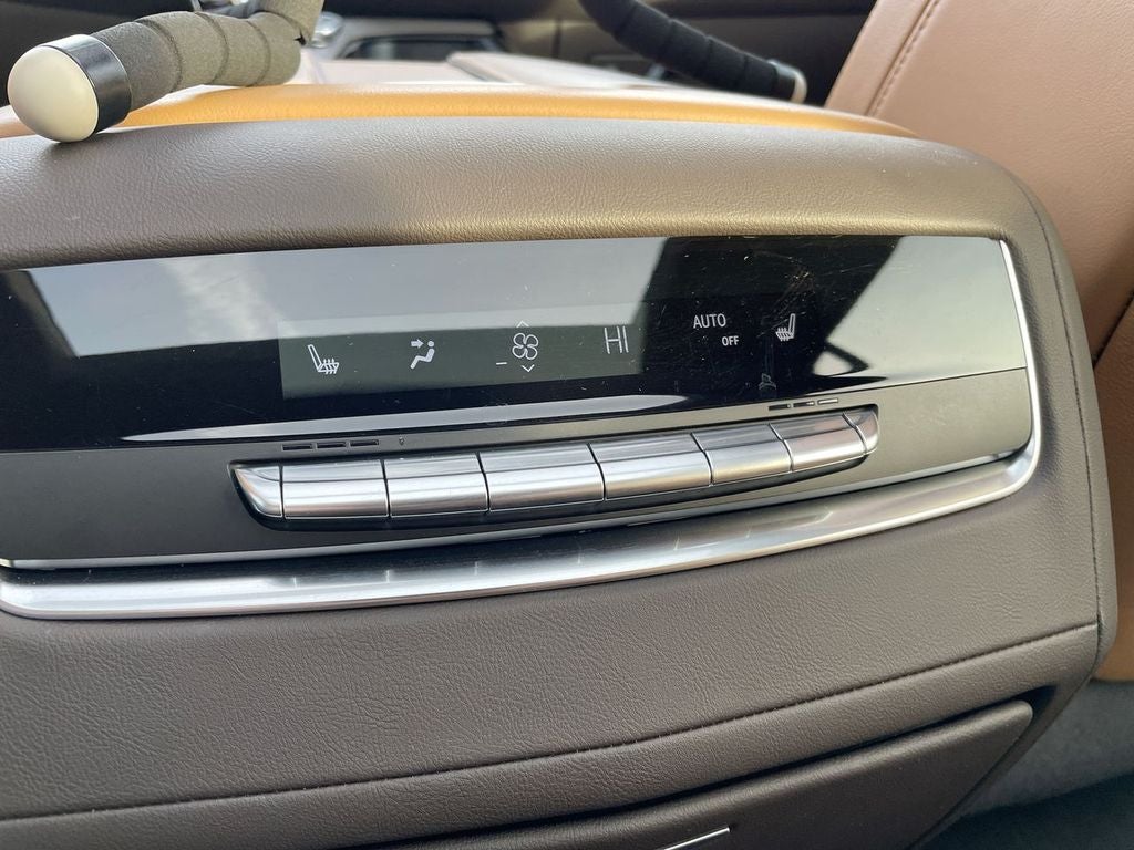 2024 Cadillac Escalade Sport