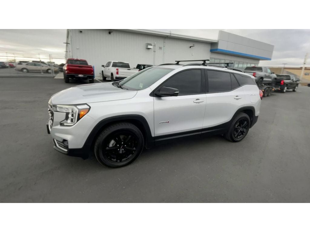 2022 GMC Terrain AT4
