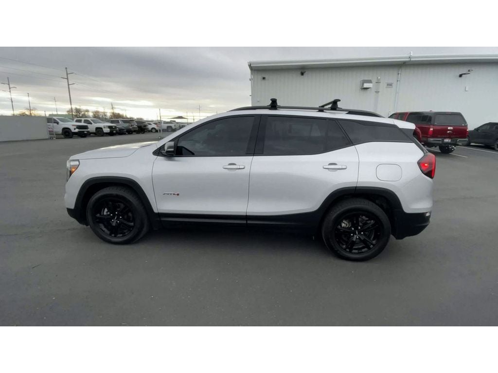 2022 GMC Terrain AT4
