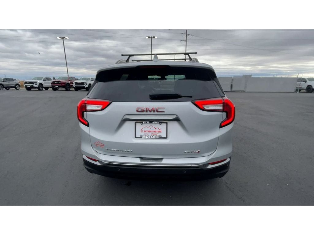 2022 GMC Terrain AT4