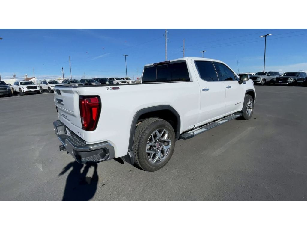 2024 GMC Sierra 1500 SLT