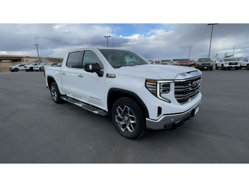 2022 GMC Sierra 1500 SLT