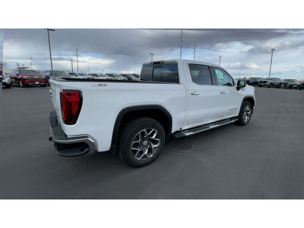 2022 GMC Sierra 1500 SLT