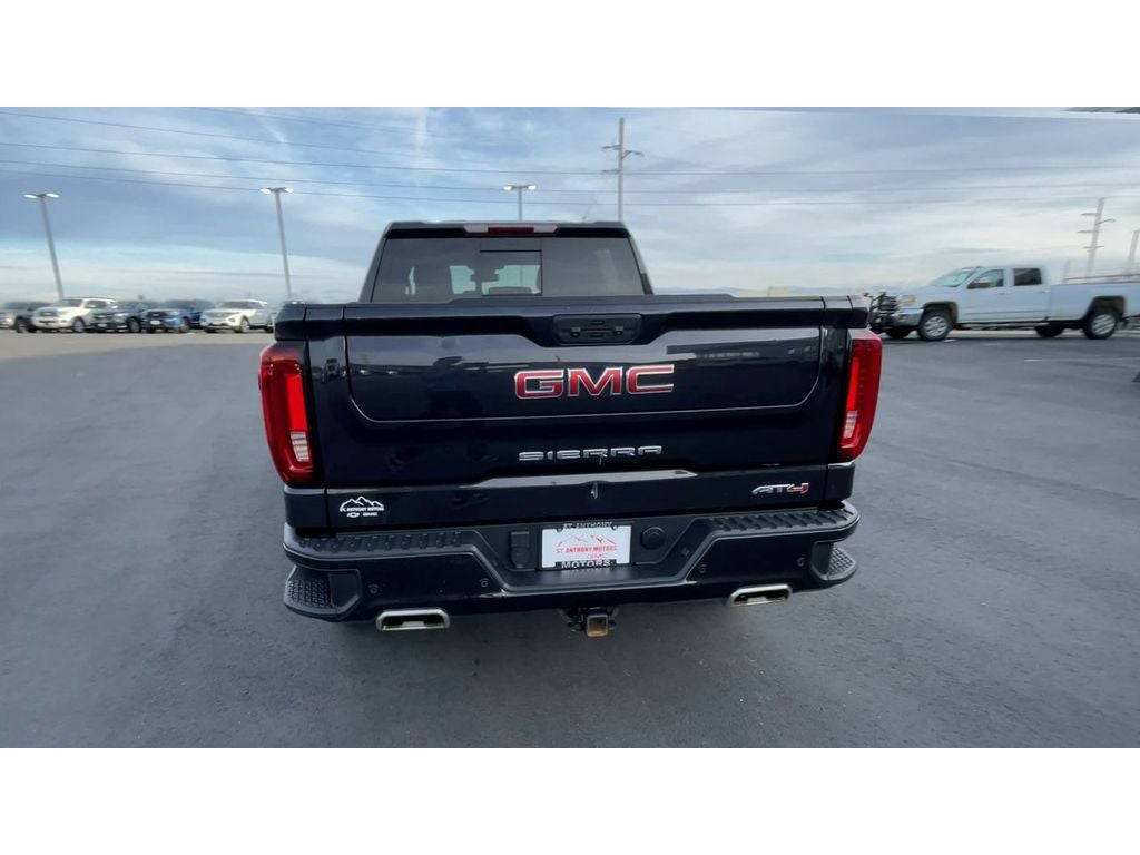 2022 GMC Sierra 1500 AT4