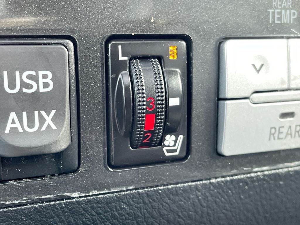 2013 Toyota Sequoia Platinum