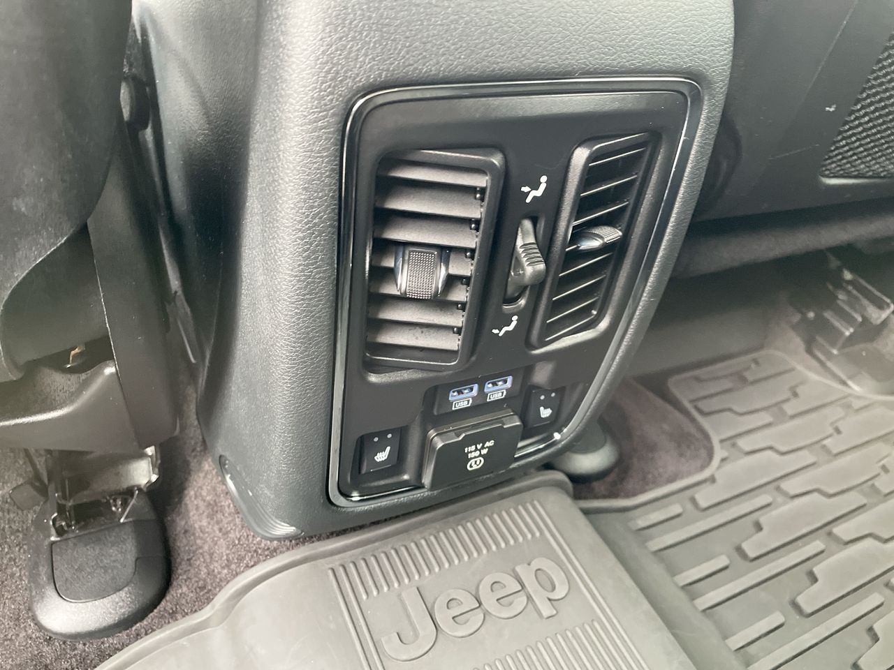 2018 Jeep Grand Cherokee Summit