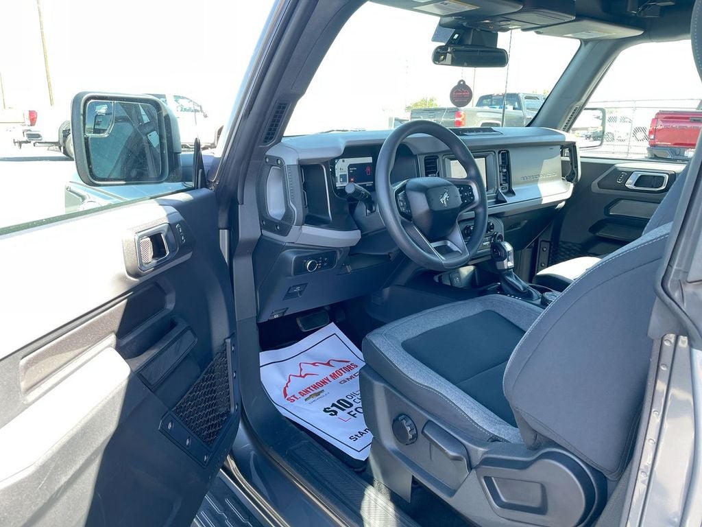 2022 Ford Bronco Base