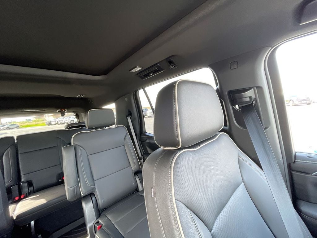 2022 GMC Yukon SLT