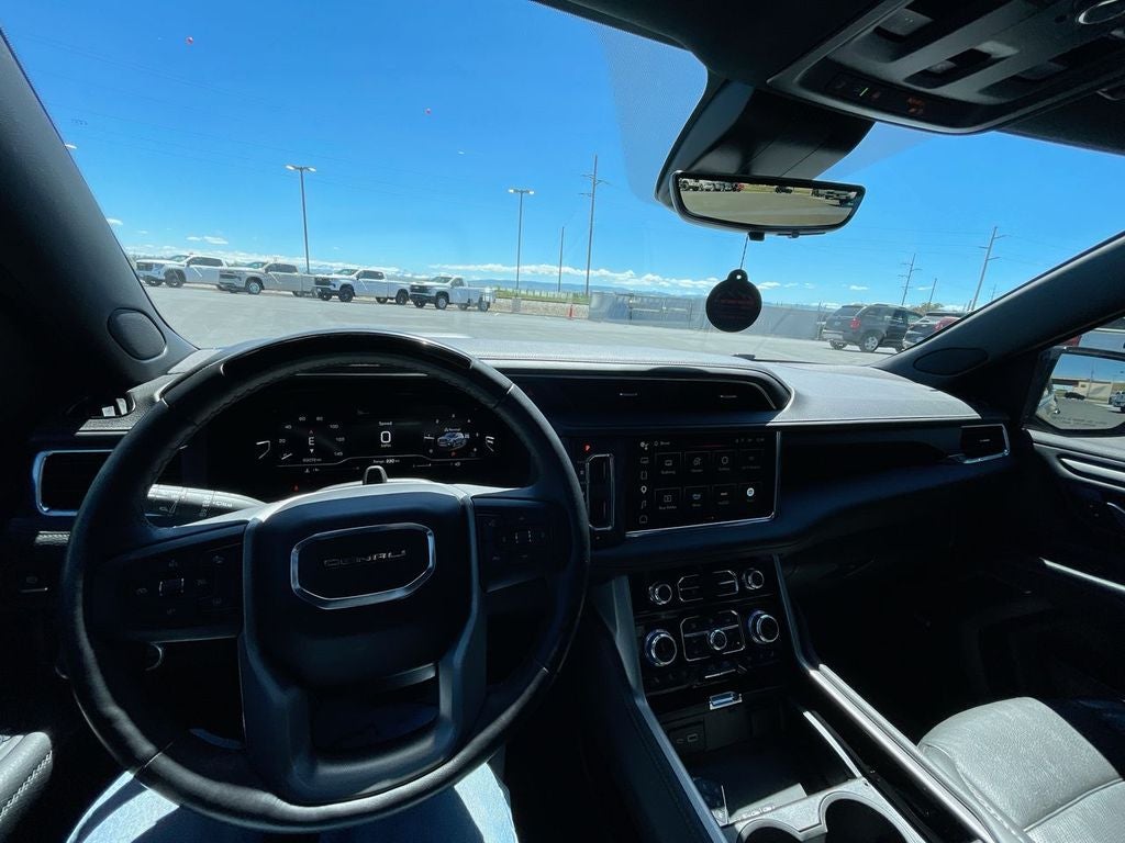 2023 GMC Yukon Denali