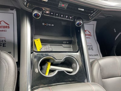 2025 Chevrolet Suburban RST