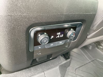 2025 Chevrolet Suburban RST