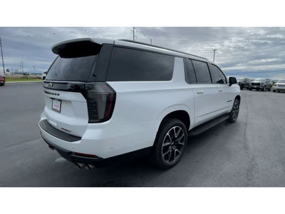 2025 Chevrolet Suburban RST