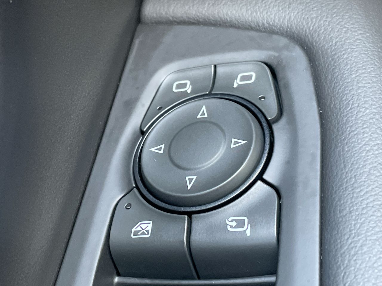 2023 Chevrolet Tahoe RST - Photo 28