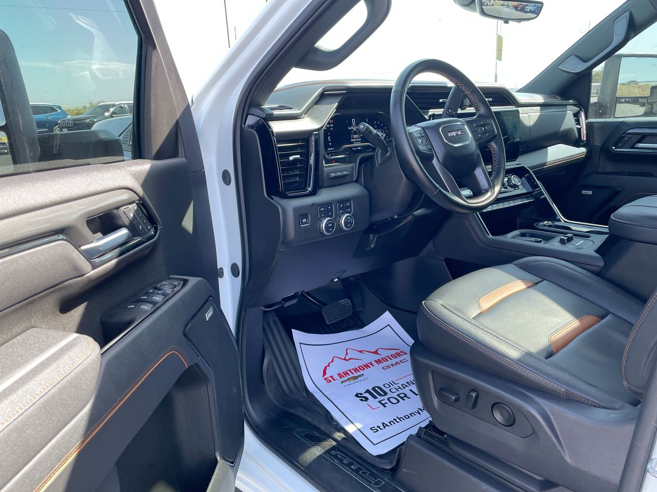 2025 GMC Sierra 2500 HD AT4