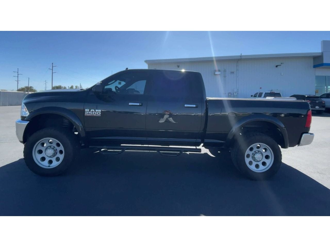 2017 RAM 2500 Big Horn Crew Cab 4x4 6'4" Box