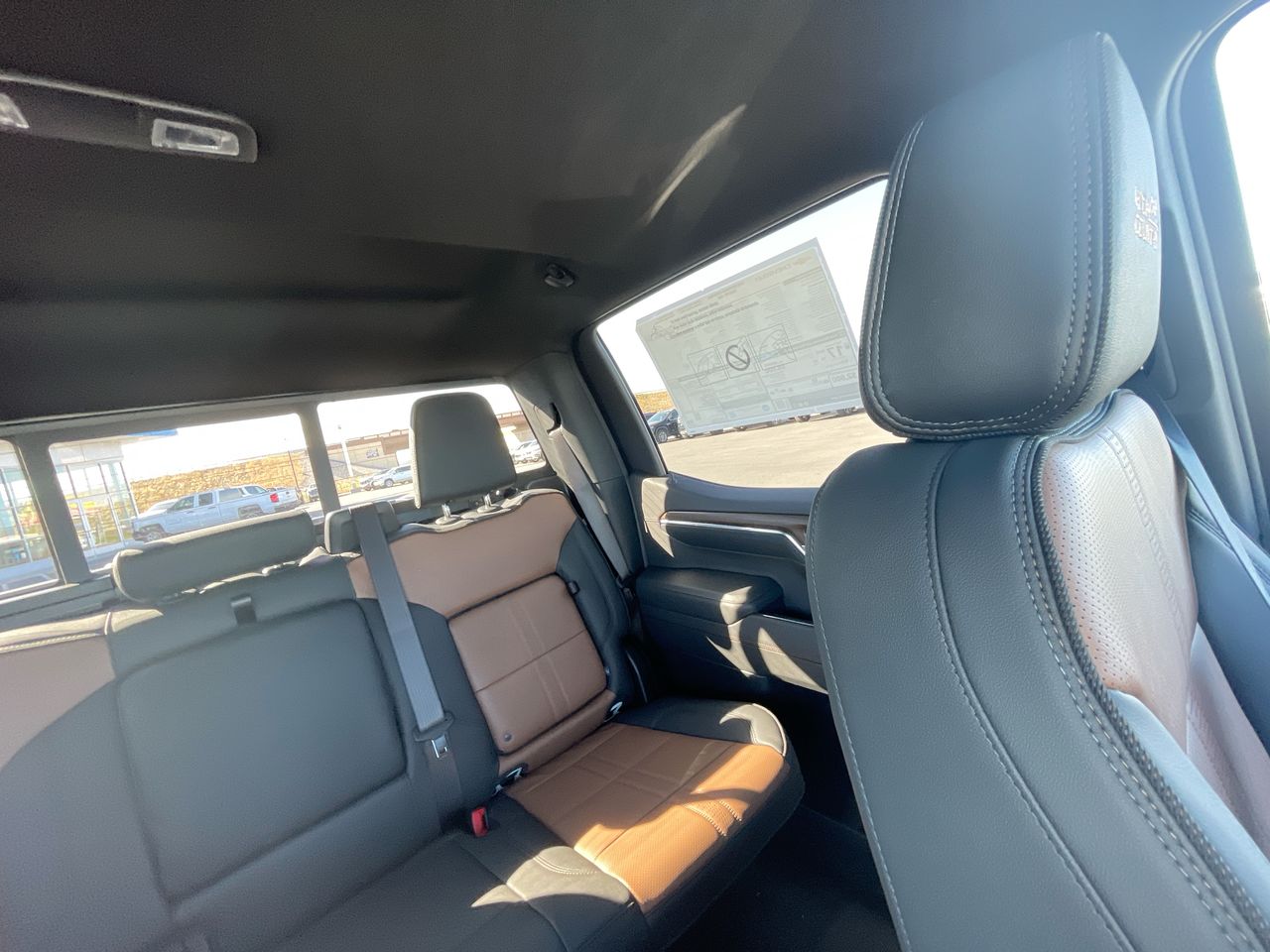 2026 Chevrolet Silverado 1500 High Country - Photo 15