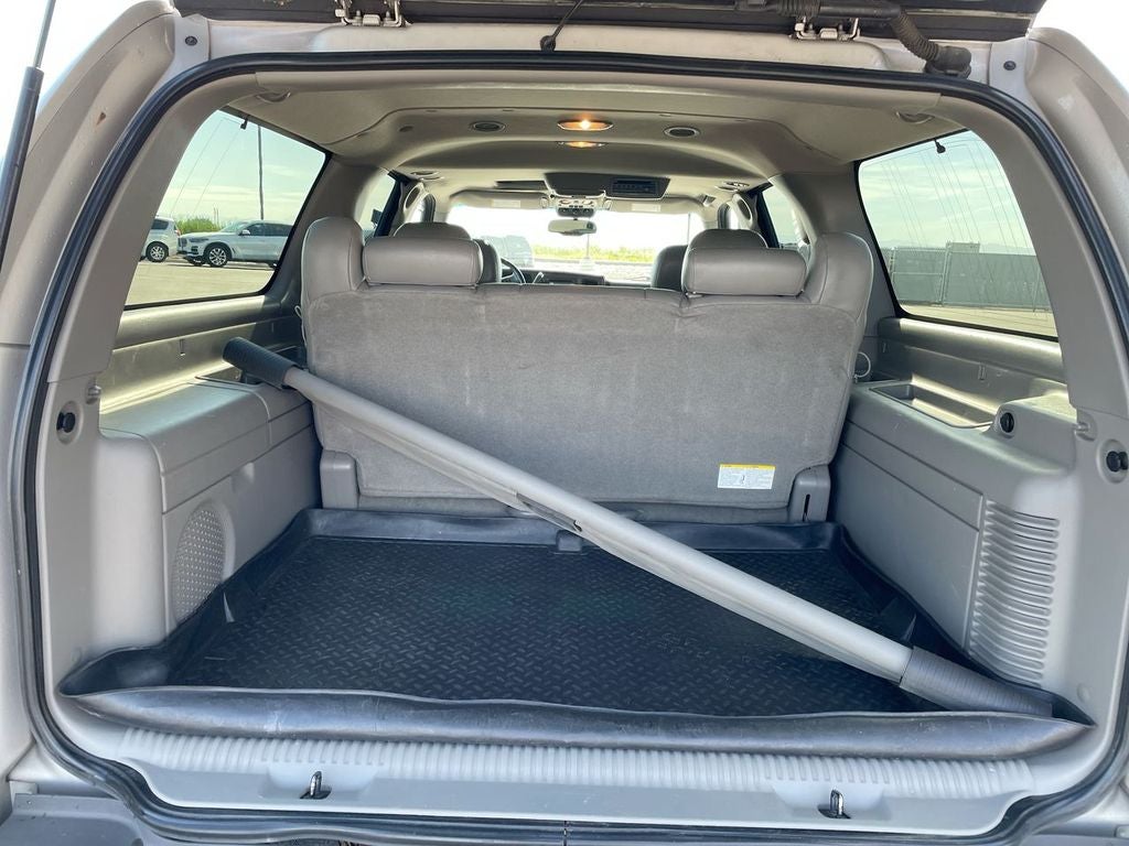 2005 Cadillac Escalade ESV Standard