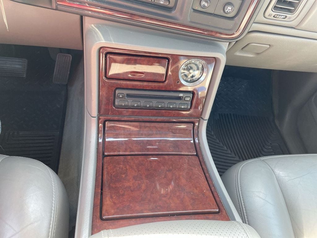 2005 Cadillac Escalade ESV Standard
