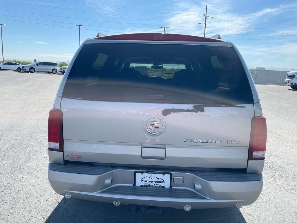 2005 Cadillac Escalade ESV Standard