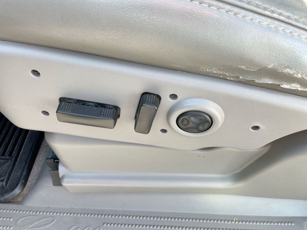 2005 Cadillac Escalade ESV Standard