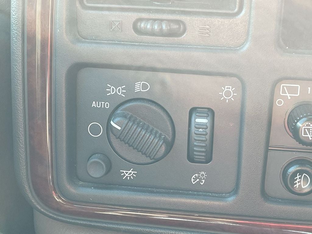 2005 Cadillac Escalade ESV Standard
