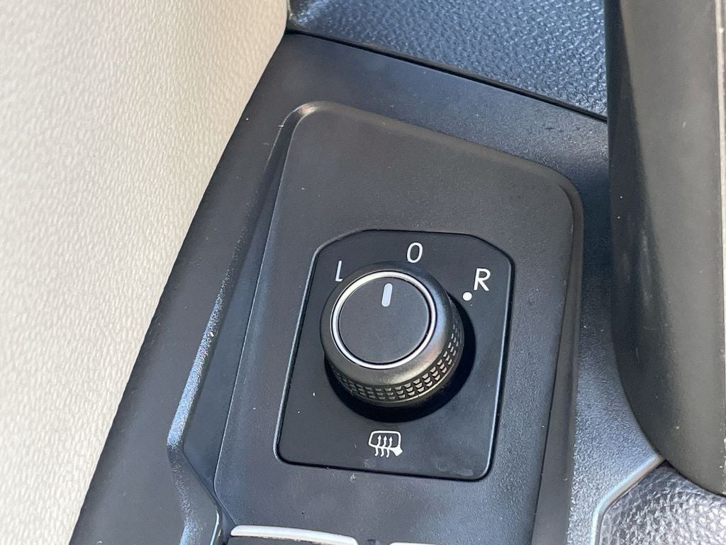 2019 Volkswagen Tiguan 2.0T SE