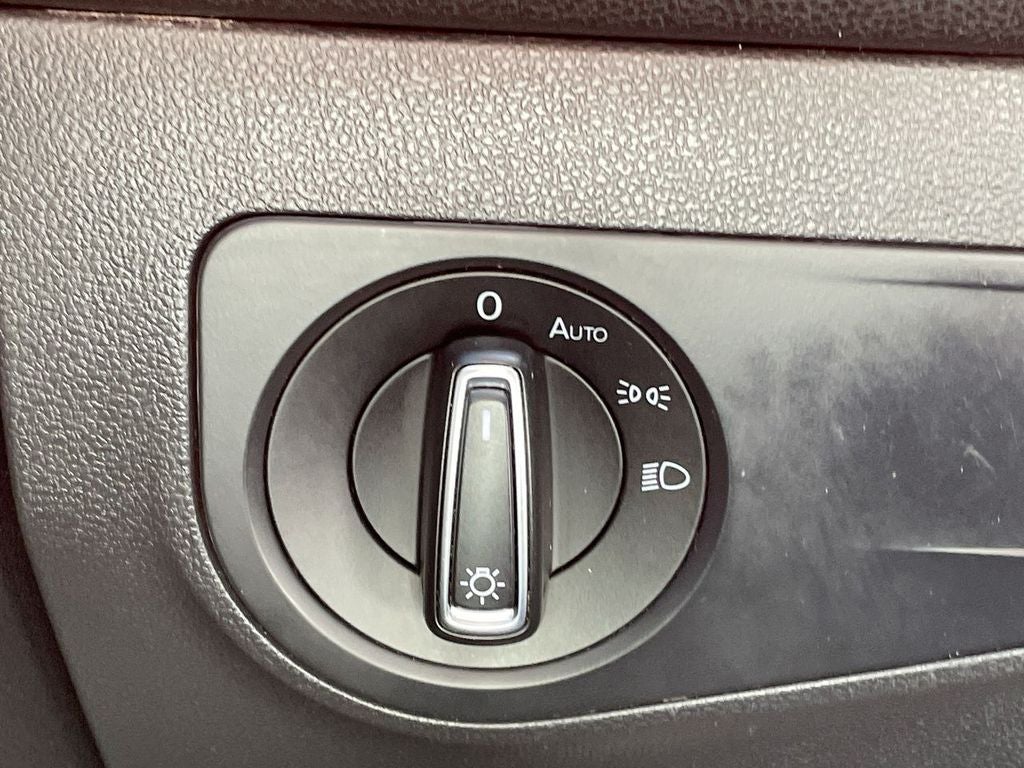 2019 Volkswagen Tiguan 2.0T SE