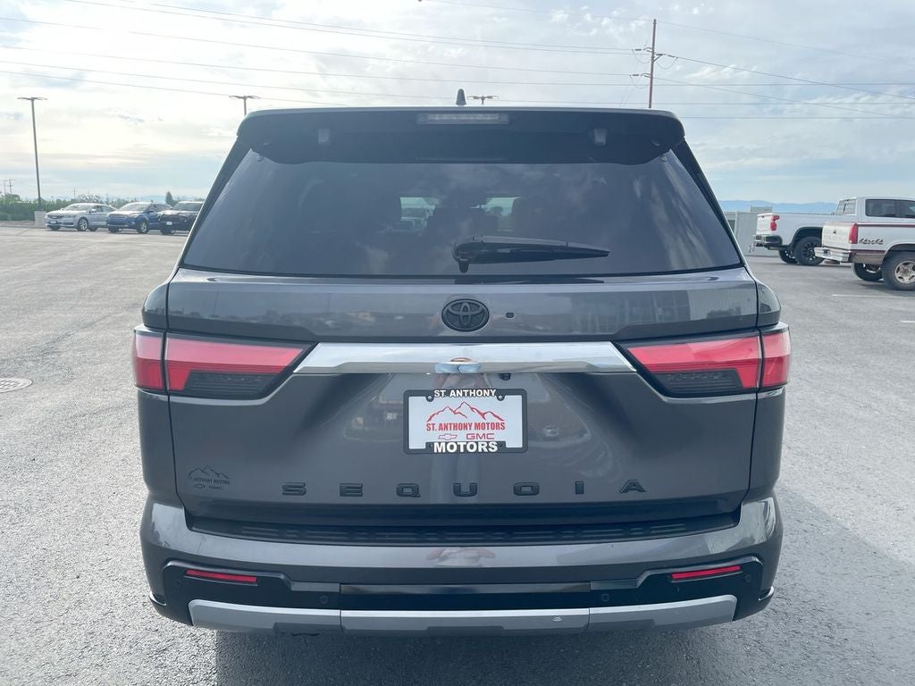 2023 Toyota Sequoia SR5
