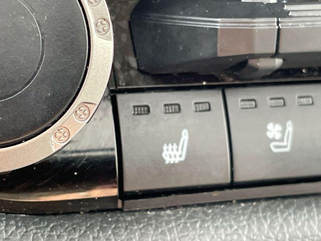 2023 Toyota Sequoia SR5