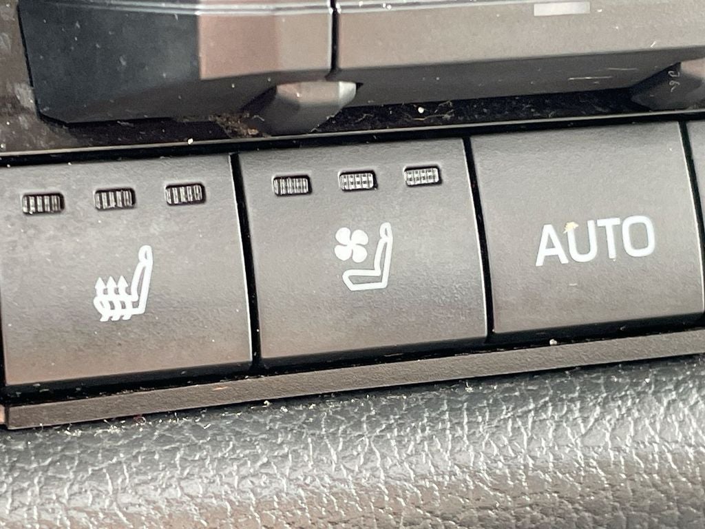 2023 Toyota Sequoia SR5